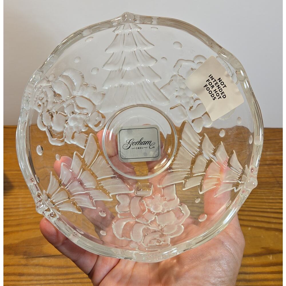Gorham Holiday Traditions North Pole Express Santa Bowl German Crystal - Picture 3 of 11
